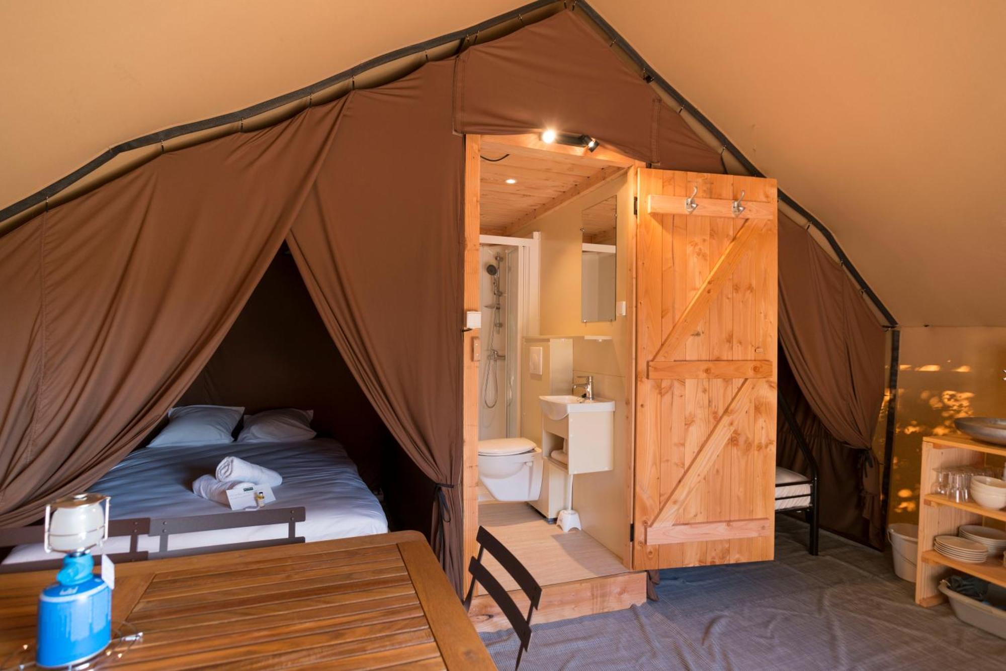 Huttopia Foret De Janas ลาแซน-ซูร์-แมร์ ห้อง รูปภาพ